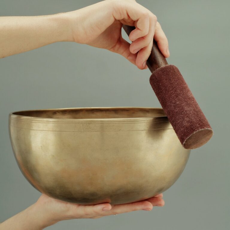 A Composer’s Approach to Sound Healing with Singing Bowls and Drones